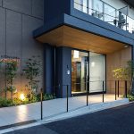 ②サ高住　エントランス夜景